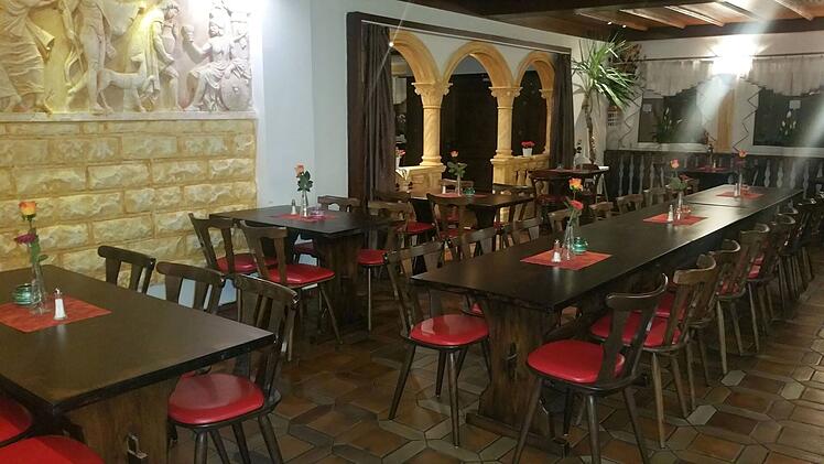 Erlangen: Griechisches Restaurant "Olive" steht komplett zum Verkauf