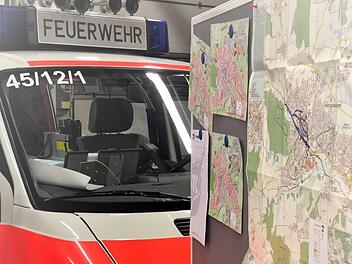Im Gerätehaus wurde genau vermerkt, welche Strecken und Flächen bereits abgesucht wurden. Foto: Sebastian Weber