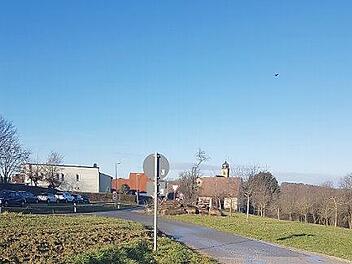 An den Ortsrändern von Kunreuth, hier in der Nähe des Kindergartens, sollen Hundetoiletten aufgestellt werden.