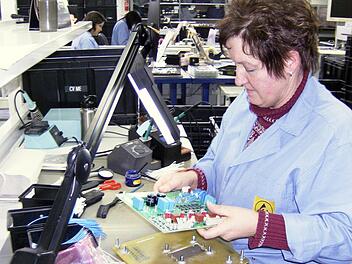 Ingrid Klenner bei der optischen Prüfung (THT) in Weißenohe Fotos: Malbrich