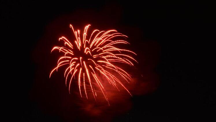 Der Bayreuther Stadtrat ber&auml;t am Mittwoch dar&uuml;ber, Sperrzonen f&uuml;r Feuerwerk einzurichten. Foto: Peter Rauch