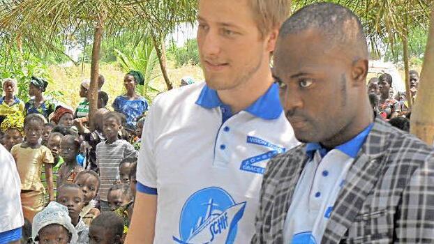 Ralf Aumann bei einem seiner Besuche in Afrika Fotos: privat