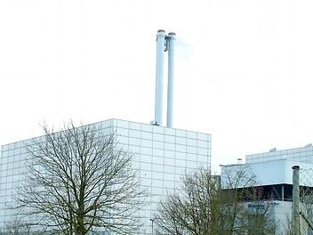 Das Müllheizkraftwerk in Coburg-Neuses war von Anfang an darauf ausgelegt, auch Klärschlamm zu beseitigen. Aber erst jetzt wird's ernst.