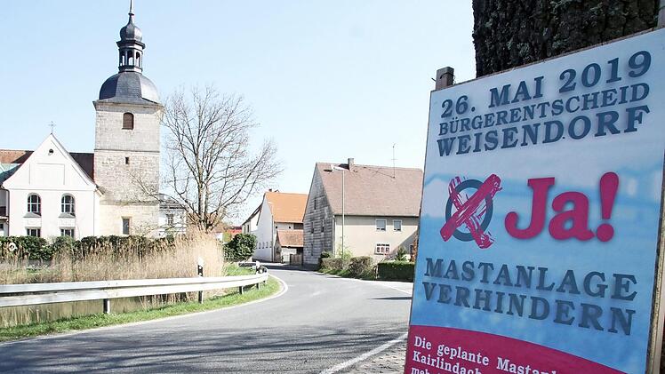 Bis zum Bürgerentscheid wurde kräftig Werbung in eigener Sache gemacht. Offensichtlich für die Gegner mit Erfolg.  Foto: Michael Busch