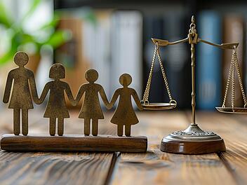 Erbe, Familie, Steuern, Enterben, Recht