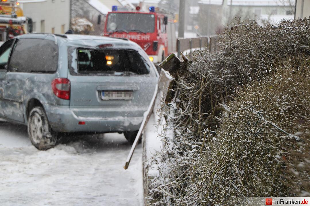 Auto überschlägt sich in Eschenbach i.d. Oberpfalz