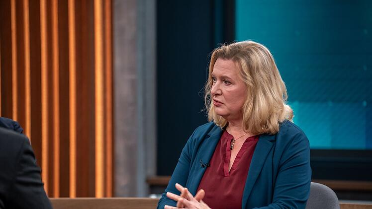 Auch Journalistin Eva Quadbeck nahm Spahn in die Mangel.