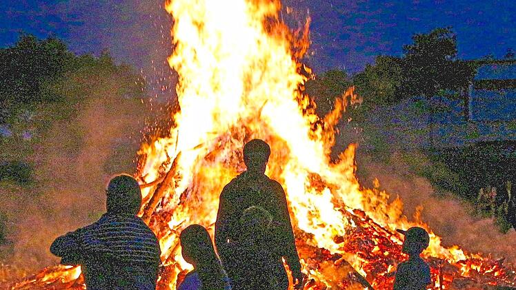 Johannisfeuer sind in Thundorf heuer verboten.Josef Hofbauer/Archiv
