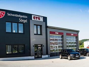 Die neue Prüfstelle steht in Höchstadt im Medbacher Weg 7.