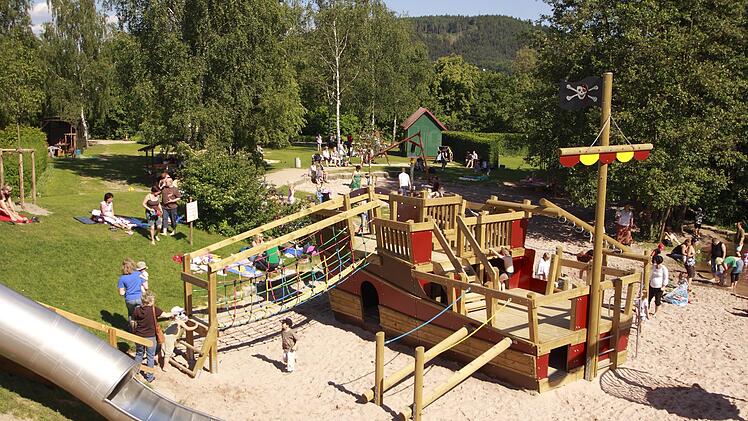 Nur eine Attraktion im Freizeitpark Villeneuve-sur-Lot