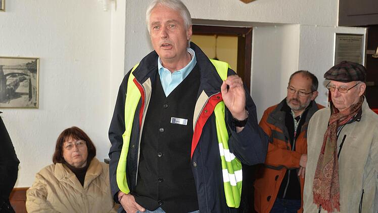 Rüdiger Omert kennt die ganze Firmengeschichte von Bionade und führt Besuchergruppen. Foto: Ronald Rinklef