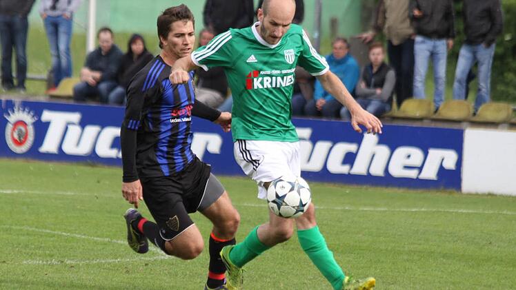 Auf den kampfstarken und vielseitigen Florian Gundelsheimer (rechts) müssen die Sander im Heimspiel gegen Aufsteiger DJK Ammerthal erneut verzichten.