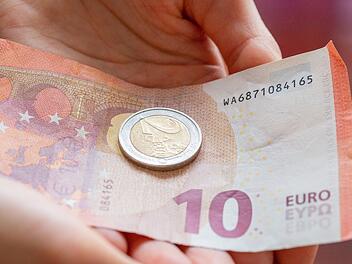 Lohn, Gehalt, Geld