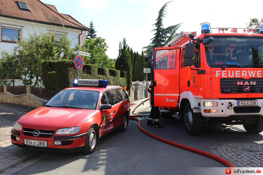 Hoher Sachschaden bei Dachstuhlbrand in Cadolzburg