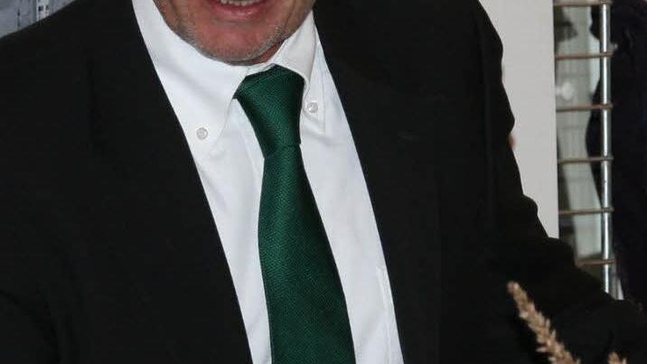 Ortskurator Holger Bierbaum vertritt die Deutsche Stiftung Denkmalschutz, die das Projekt mit 65 000 Euro unterstützt hat. Foto: Daniela Röllinger