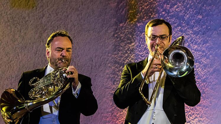 Neujahrskonzert: Das Blechbläserquintett Harmonic gastierte im Rathaussaal Rödental. Foto: Jochen Berger