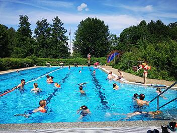 Wird das Schwimmbad Schönau in diesem Jahr eröffnen? Die Schwimmbadfreunde und die Gemeinde setzen alles daran, doch noch ist kein Vorsitzender gefunden worden. Foto: Marion Eckert