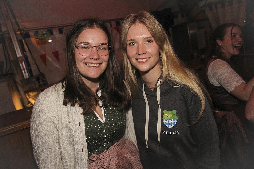 Mit der Partyband "Popnach8"!