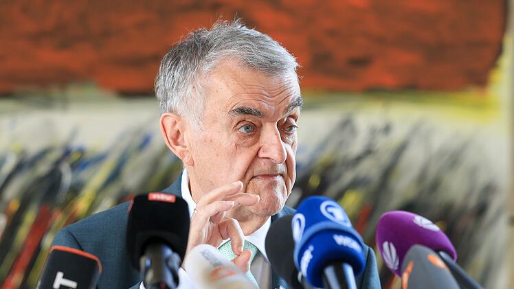 1.200 Polizisten bei Razzia gegen "Hells Angels" im Einsatz