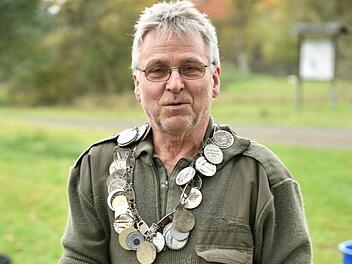Mit einem Karpfen mit dem Gewicht von 2300 Gramm wurde Werner Spath Anglerkönig des Anglervereins Königsberg. Foto: Gerold Snater