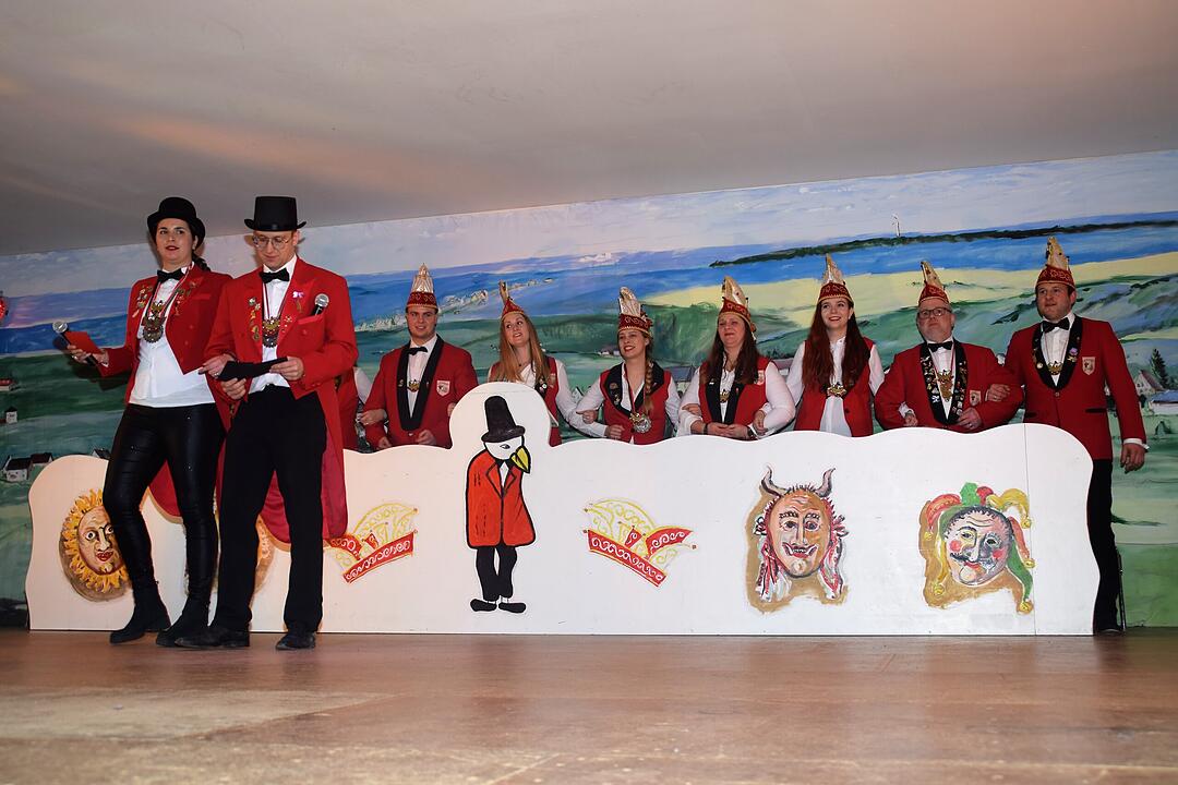 Sitzung der Galgenvögel