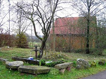 Ein Projekt der innerörtlichen Entwicklung: die Gestaltung des Schlimpfhofer Dorfbrunnens und seines Umfelds. Foto: Markt Oberthulba