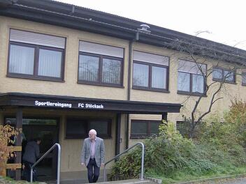Wolfgang Rast macht sich in diesen Tagen viele Gedanken über die künftige Nutzung der Lindelberghalle.  Fotos: Petra Malbrich