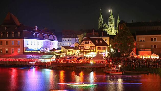 Stimmungsvolle Bilder lieferte wieder das Wasserfest am Samstag, besser als "Italienische Nacht" bekannt. Heuer wurde sie allerdings stark abgespeckt.