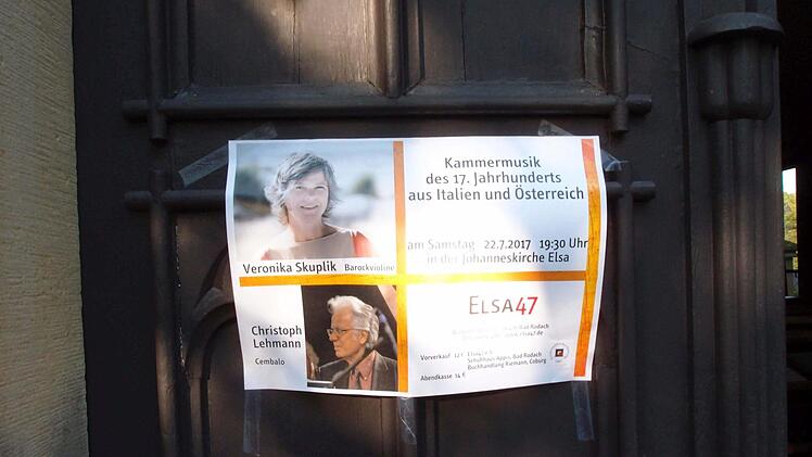 Veronika Skuplik und Christoph Lehmann zogen das Publikum mit ihrer feinsinnigen Musikalität in Bann. Foto: Jochen Berger