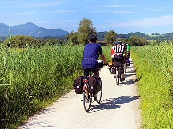 Bei schönem Wetter immer eine tolle Unternehmung: die Fahrrad-Tour.Symbolbild: Pixabay/Antranias