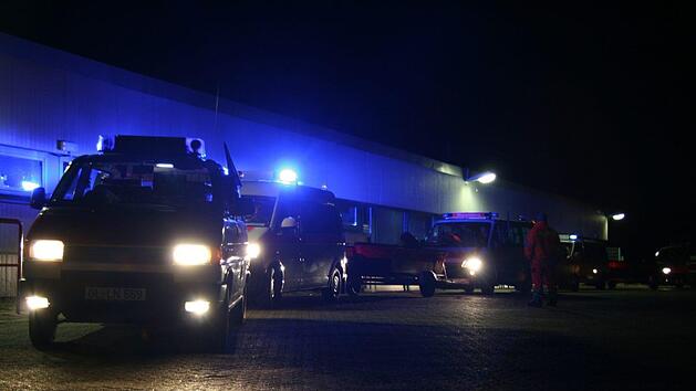 Einen n&auml;chtlichen Gro&szlig;einsatz in Strullendorf hatte der Angeklagte im Dezember 2017 verursacht. Beim Prozess wurde deutlich: Die Polizei sollte man nur im Ernstfall alarmieren - sonst kann es teuer werden. Symbolfoto: pixabay.com/vait_mcright