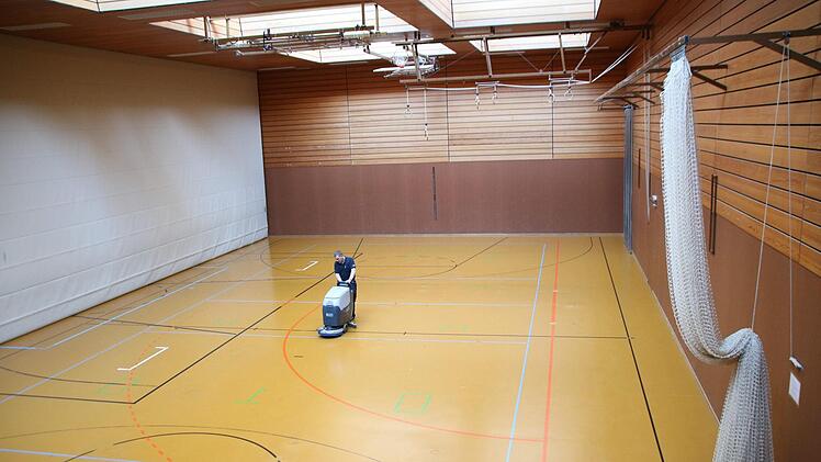 Der Stadtrat will ein Auftragspaket für die Sanierung der Mehrzweckhalle schnüren, war der Beschluss der jüngsten Sitzung.  Archiv/Heike Beudert