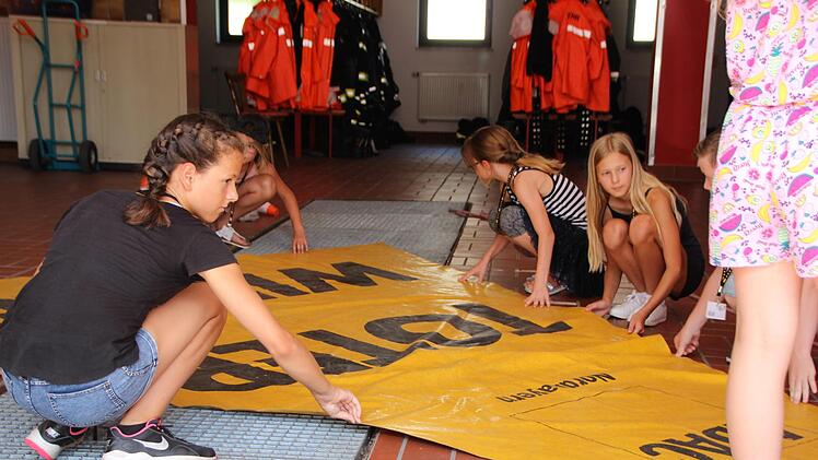 Der tote Winkel eines LKW ist gr&ouml;&szlig;er, als manche denken. Foto: Mirjam Stumpf