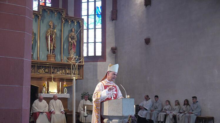 Bischof Franz Jung in der Stadtpfarrkirche Haßfurt. Rebecca Vogt