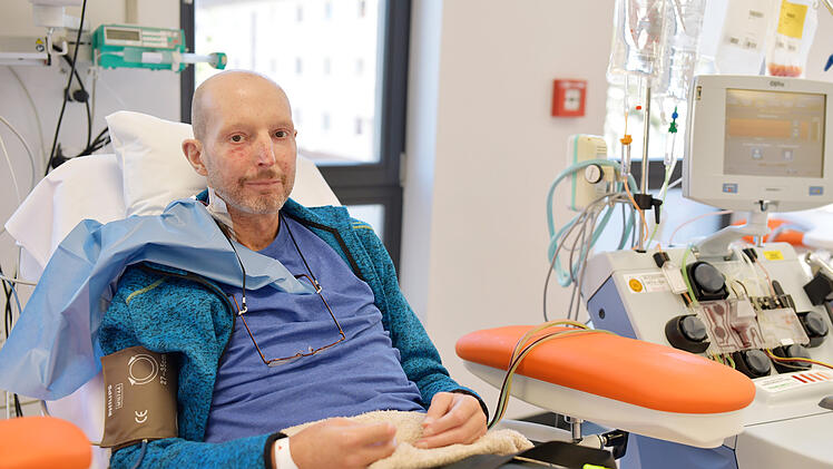 Erlangen: 100. Uniklinikum-Patient erh&auml;lt Therapie gegen Autoimmunerkrankung - nach Studienteilnahme