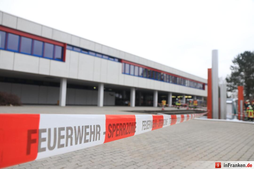 Giftstoffalarm in Gesamtschule Hollfeld - Ein Lehrer verletzt