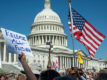 Forderung nach Ver&ouml;ffentlichung der Akten