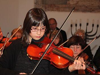 Kathrin Schwarz hat das "Concertino Classico" von Bertold Hummel schon im Alter von sieben Jahren gespielt - jetzt ist sie elf und war fast gar nicht mehr aufgeregt.