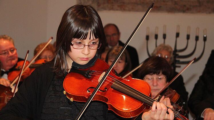 Kathrin Schwarz hat das "Concertino Classico" von Bertold Hummel schon im Alter von sieben Jahren gespielt - jetzt ist sie elf und war fast gar nicht mehr aufgeregt.