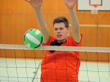 Oscar Benner  zählt in den Jahrgängen 97/98 zu den 30 besten Volleyballern in Deutschland