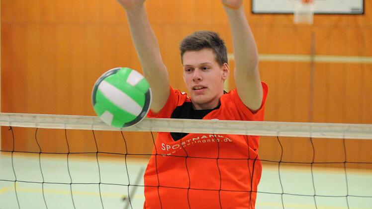Oscar Benner  zählt in den Jahrgängen 97/98 zu den 30 besten Volleyballern in Deutschland