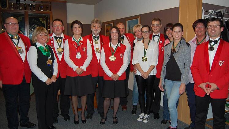 Die FEN zeichnete eine große Anzahl von Aktiven der ÖFG aus. Fotos: Günther Straub