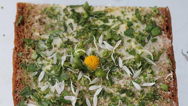 Gänseblümchen erfreut nicht nur das Augen, sondern auch den Gaumen. Foto: Josef Schröder