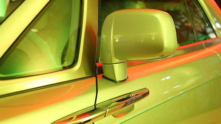 Verkehrsunfall durch starken Wind: Autotüren beschädigt. Symbolfoto: AshrafChemban/pixabay