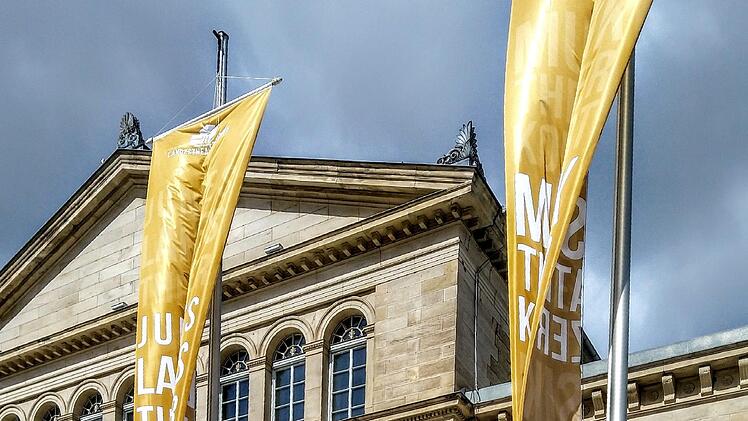 Die neue Spielzeit am Landestheater Coburg ist die letzte Spielzeit im historischen Haus am Schlossplatz vor Beginn der Generalsanierung.Foto: Jochen Berger