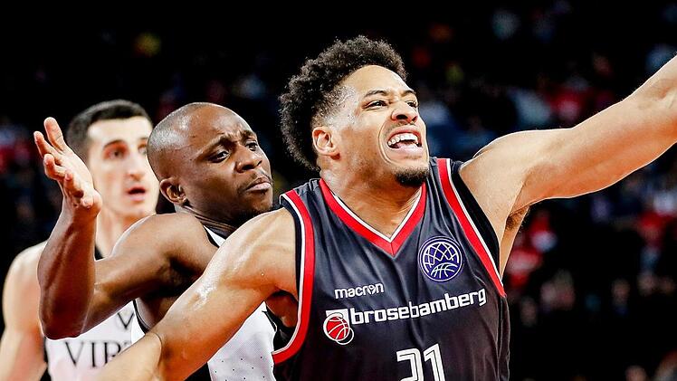 Augustine Rubit (rechts) wird kommende Saison nicht mehr das Trikot von Brose Bamberg tragen.   Daniel L&ouml;b