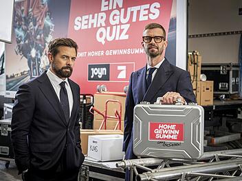 Augen auf: Gut m&ouml;glich, dass in n&auml;chster Nachbarschaft pl&ouml;tzlich Klaas Heufer-Umlauf (links) und Joko Winterscheidt auftauchen - f&uuml;r eine neue Ausgabe ihrer Unterwegs-Show.