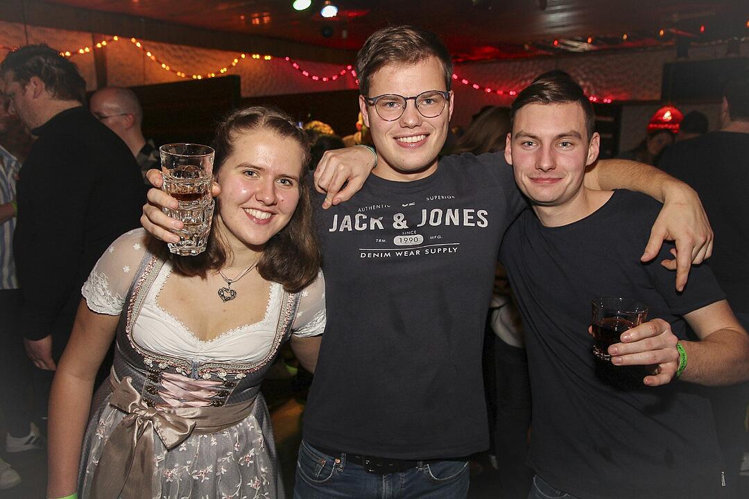 Partystimmung mit den Dorfrockern