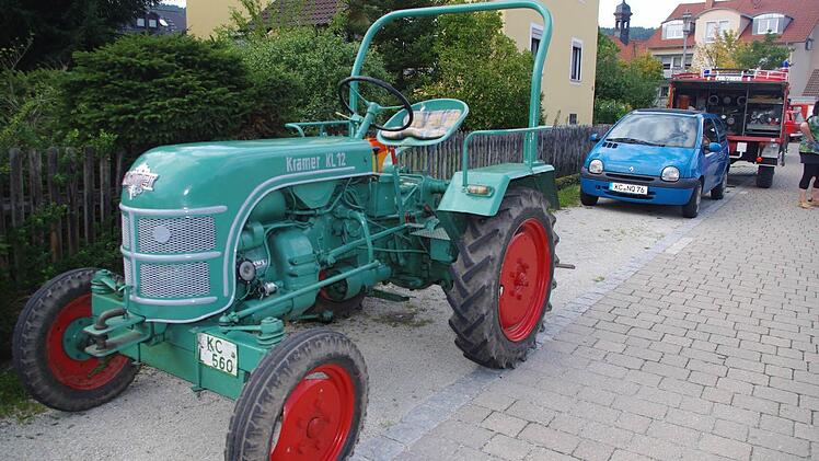 Beim historischen Bulldog- und Motorradtreffen in Neuses gab es zahlreiche Schätzchen zu bewundern. Foto: Heike Schülein
