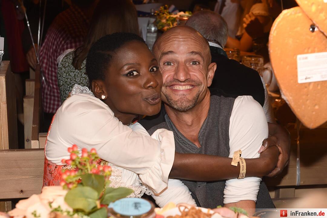 Promi-Treff beim Münchner Oktoberfest